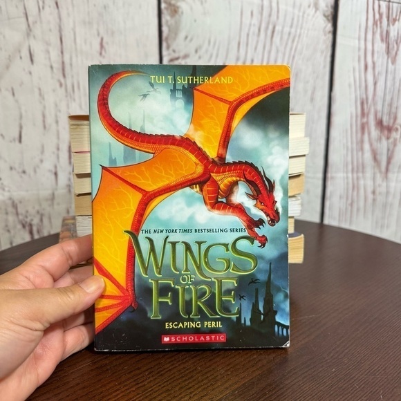 10 books for a young lady.  Emily Windsnap, ED Baker, Janette Rallison etc - Picture 7 of 16